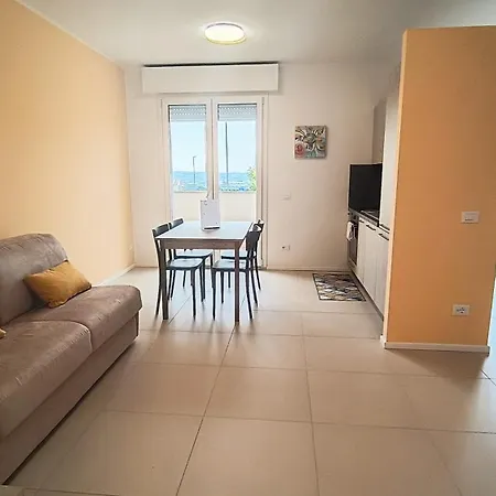 Cantico Del Mare Apartment *